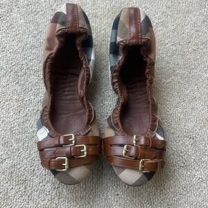 Burberry Checkered Brown and Black Flats